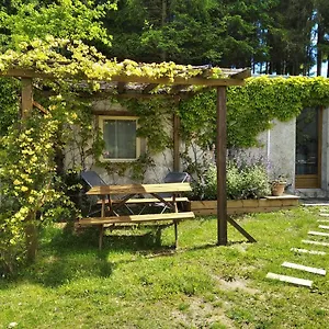 https://gite-les-mesanges.midi-pyreneeshotels.com