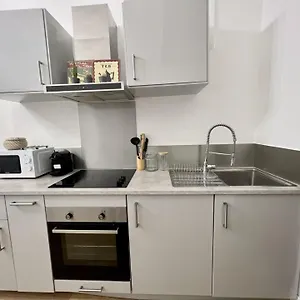 Appartement Sublime 2 Pieces Au Coeur De La Vieille, Nice